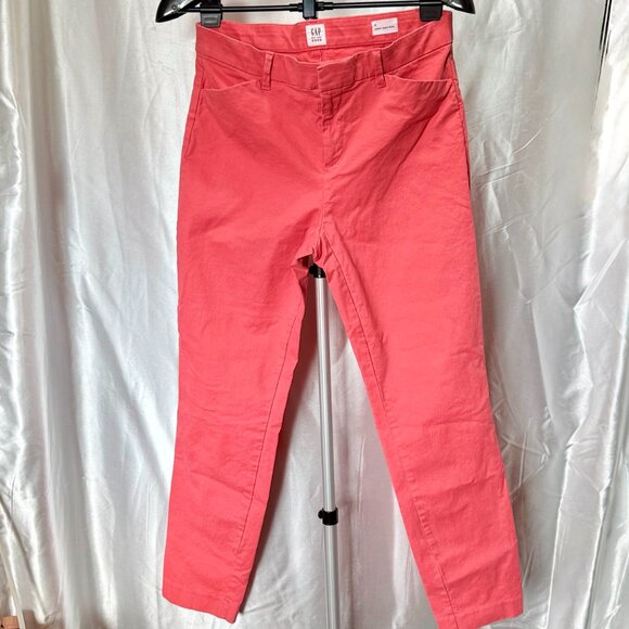 GAP | Skinny Ankle Khaki Pants | Size 8 - Picture 3 of 4